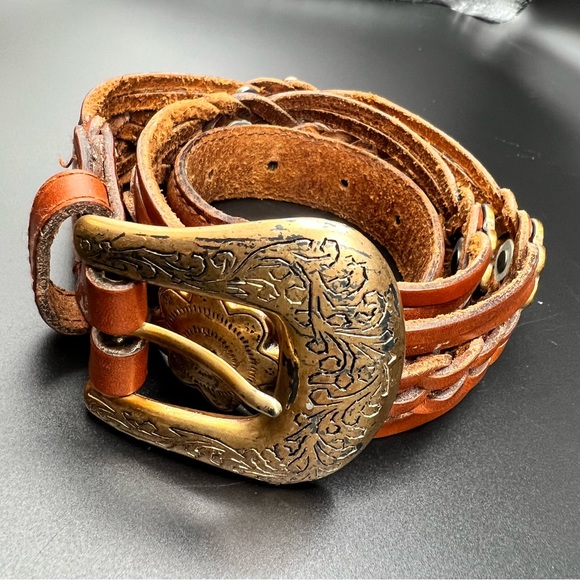 Vintage Fossil Women’s Flower Concho Brown Leather Belt Western Studded 34’lengt - Picture 3 of 13